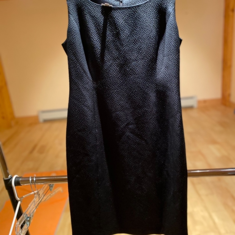 Armani perfect simple black sheath - Picture 3 of 5